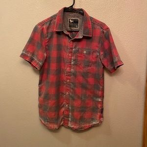 Men’s short sleeve button down